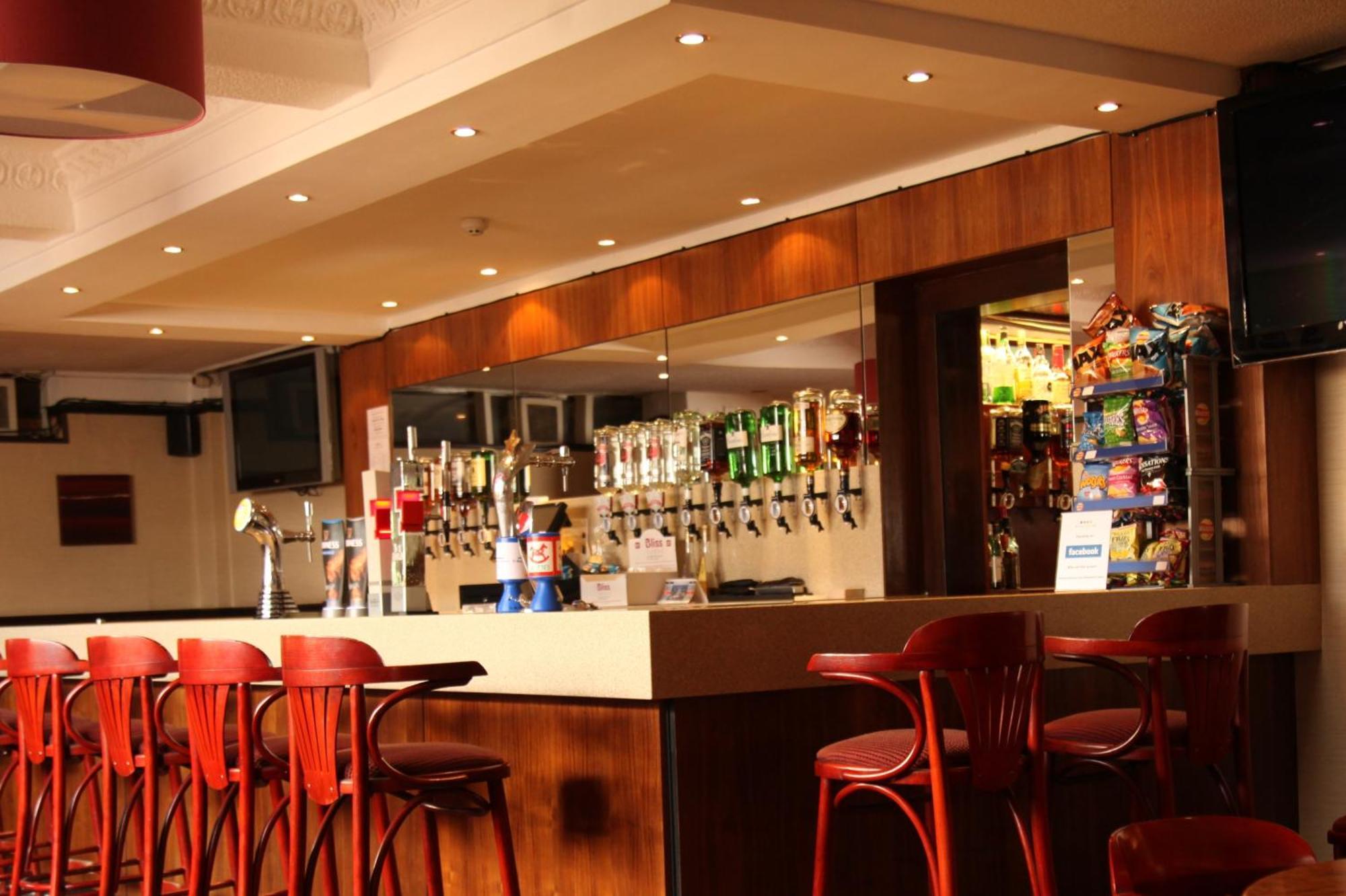 Abbotsford Hotel Dumbarton Eksteriør bilde