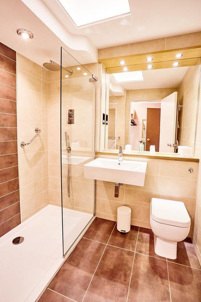 Abbotsford Hotel Dumbarton Eksteriør bilde